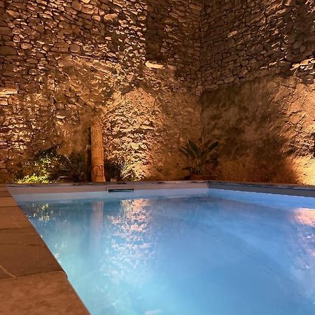 La Maison Du Puits Cesseras エクステリア 写真