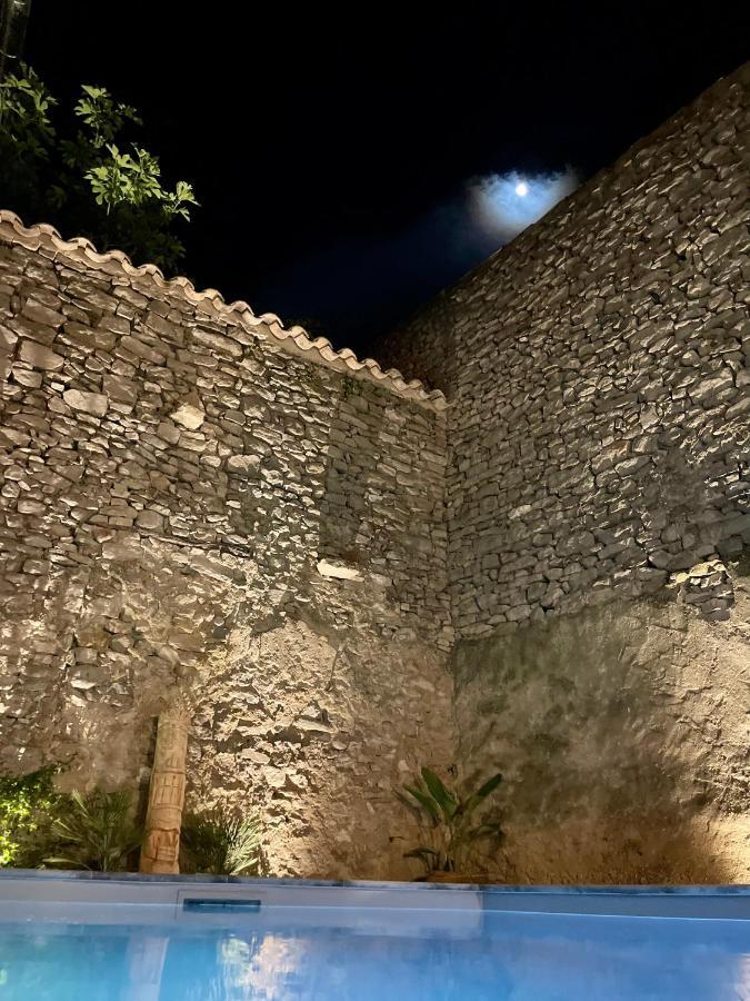 La Maison Du Puits Cesseras エクステリア 写真