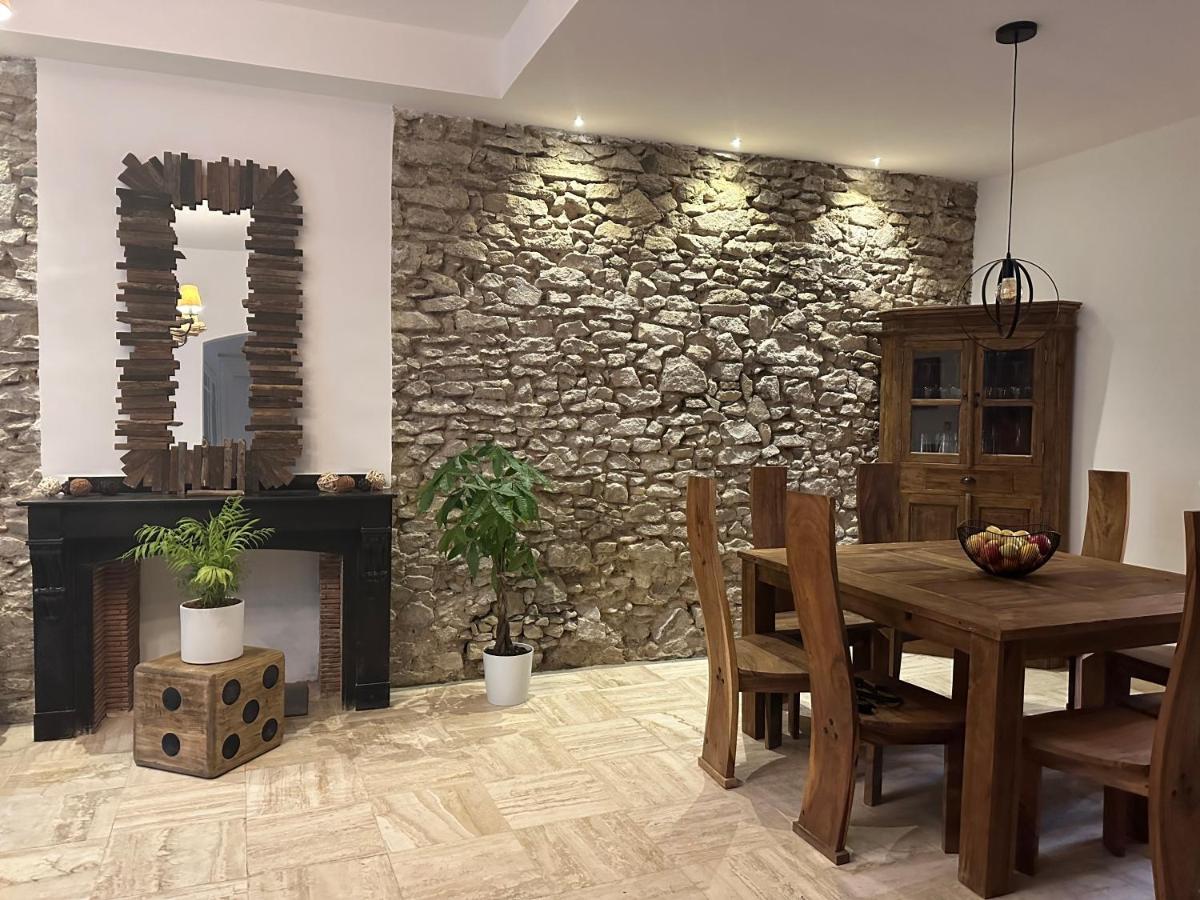 La Maison Du Puits Cesseras エクステリア 写真